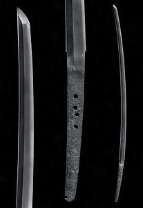 太刀〈銘来国俊正和二二年十月廿三日□□歳七十五〉