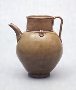 青磁水注／京都府宇治市木幡金草原出土