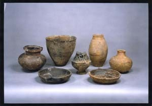 宮城県里浜貝塚出土品