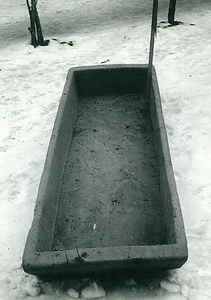 大沼の箱形くりぶね（きっつ）