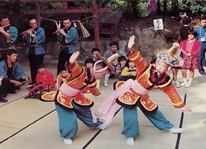 唐子踊と太刀踊