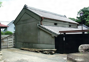 茂木本家住宅旧米倉