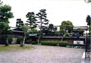 五個荘町歴史民俗資料館（旧藤井家住宅）内塀