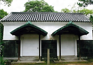 宇夫階神社神輿蔵