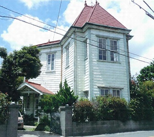 旧順天堂田中歯科医院診療所兼主屋