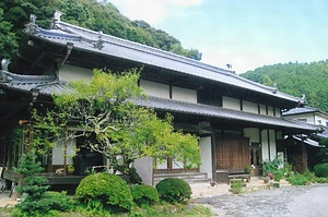 河内家住宅主屋