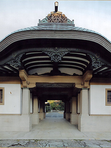 明治神宮宝物殿 車寄