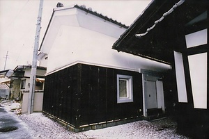 小口家別邸土蔵