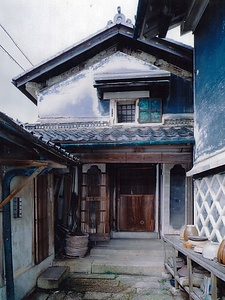 有川家住宅（滋賀県彦根市鳥居本） 粉挽蔵