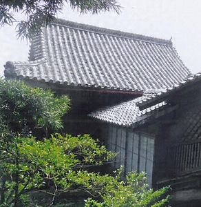 亀岡神社弊殿及び登廊