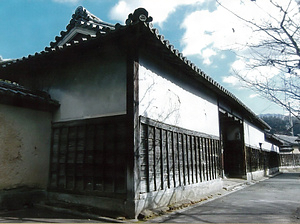 堀家住宅（兵庫県たつの市龍野町） 長屋門