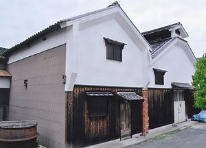 ヒガシマル醤油元本社工場仕込蔵一