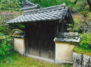 寒川家住宅小門