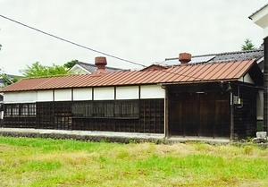 安本酒造瓶詰め工場