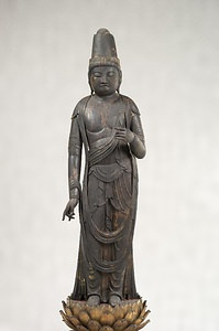 木造観音菩薩立像