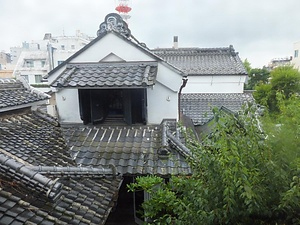 旧大徳呉服店元蔵