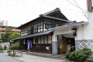 水口酒造店舗兼主屋