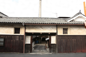 旧苅田家住宅（岡山県津山市勝間田町） 裏門