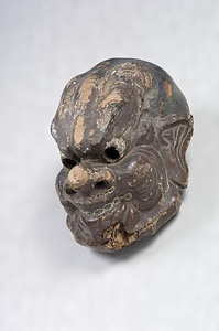 木造伎楽面／乾漆伎楽面