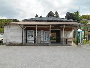 小湊鉄道高滝駅本屋
