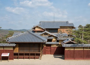 旧西園寺家興津別邸（坐魚荘） 主屋