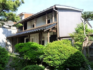 菅田家住宅衣装蔵