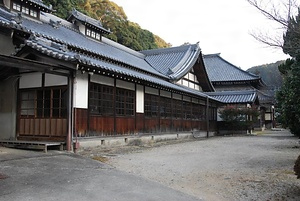 金剛寺大講堂食堂