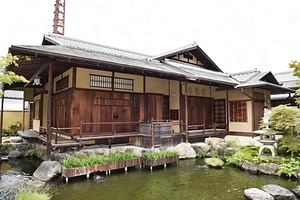 賀茂鶴酒造蓬莱庵画室棟