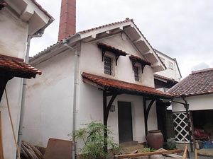 賀茂鶴酒造一号蔵南土蔵