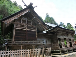 善覚稲荷神社本殿