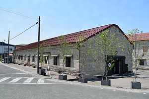 佐藤繊維旧紡績工場東棟