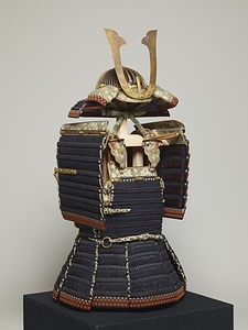 黒韋威胴丸〈兜、大袖付／〉