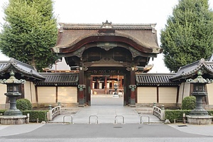 真宗本廟東本願寺 阿弥陀堂門