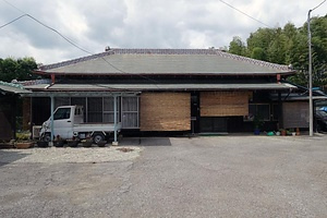 旧森龍織物主屋