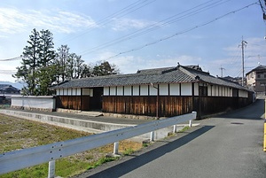 東多田夢勝庵長屋門