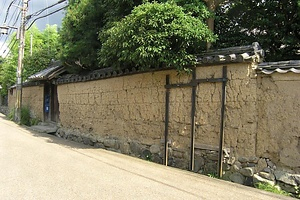 藤間家住宅表門及び土塀