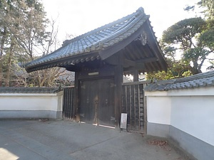 群馬県立富岡高等学校御殿黒門（旧七日市藩陣屋中門）