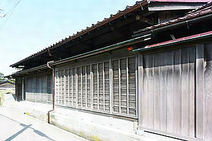 まつ家別邸吉祥庵（旧米谷銀行安宅支店）