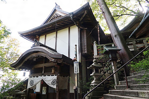 太郎坊宮阿賀神社永安殿