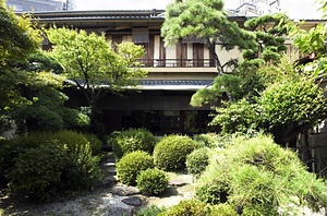 料亭満佐主屋棟