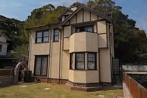 旧チャップマン邸主屋