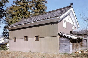 旧機那サフラン酒製造本舗醸造蔵