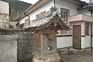 後藤家住宅地蔵覆屋