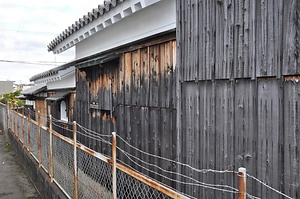 島中家住宅中蔵