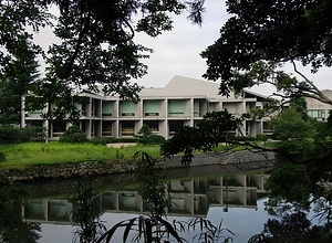 島根県立図書館