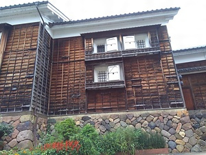 旧野村家住宅一番蔵（城端蔵回廊）