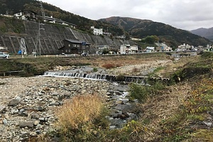 横湯川第一号堰堤