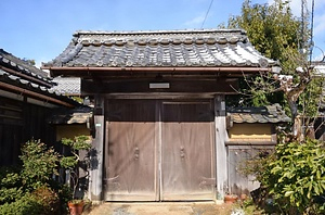 旧北村医院（李軒邸）表門