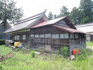 旧松岡家住宅作業小屋及び牛舎