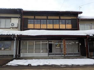 旧早川タンス店（越後高田樂市樂座）店舗